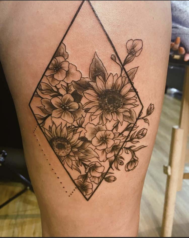 tattoo design 2 geometric diamond with flowers